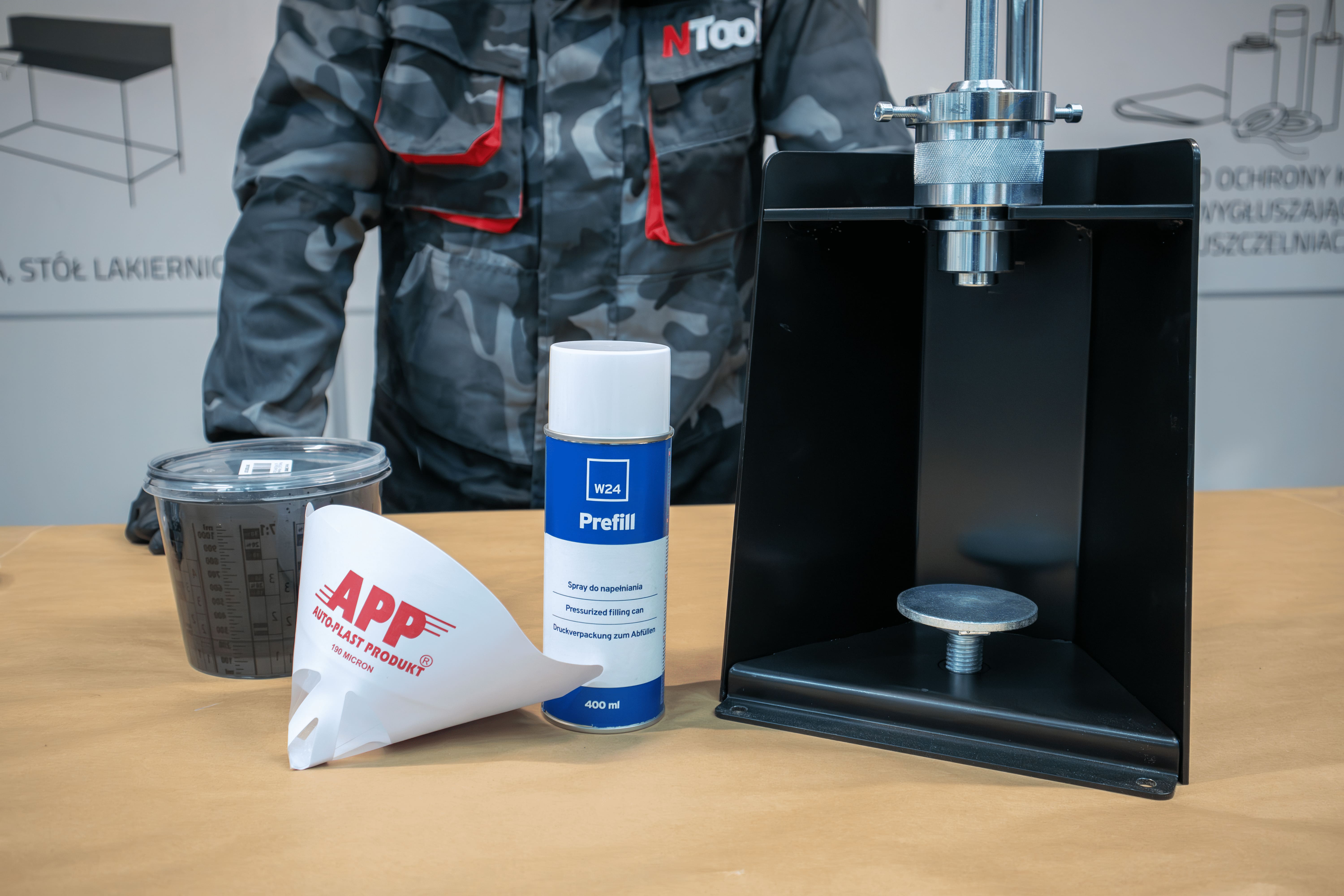 W24 Prefill - Spray do napełniania | zawór żeński | 300 ml